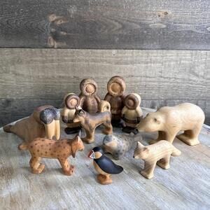 Mr. Fox Crafts - Inuit Family Arctic Animals Collection Wooden Wood Toys